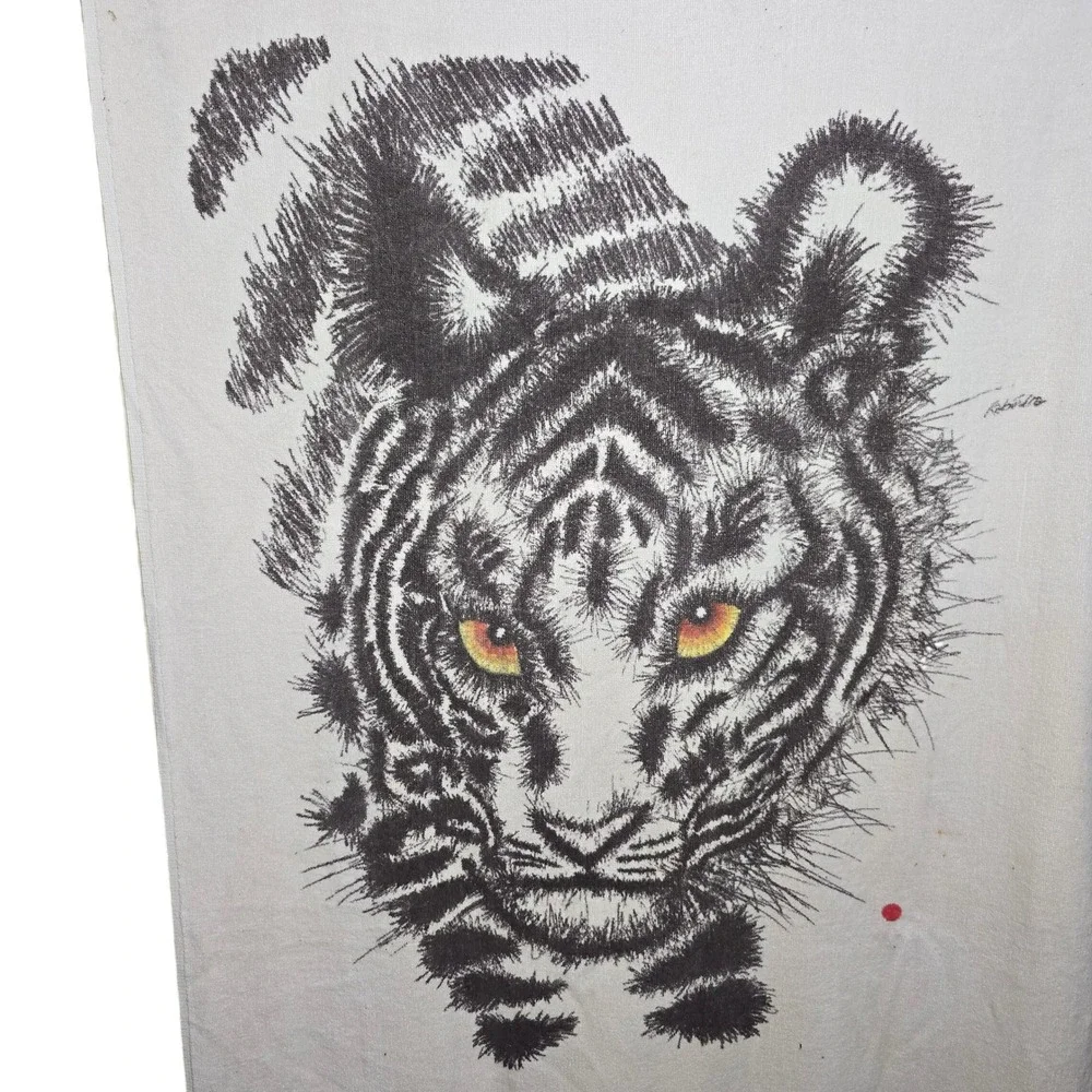 Bengal Tiger Red‎ Dot Gallerie Rabindra Beach Towel Vintage Saydah 68